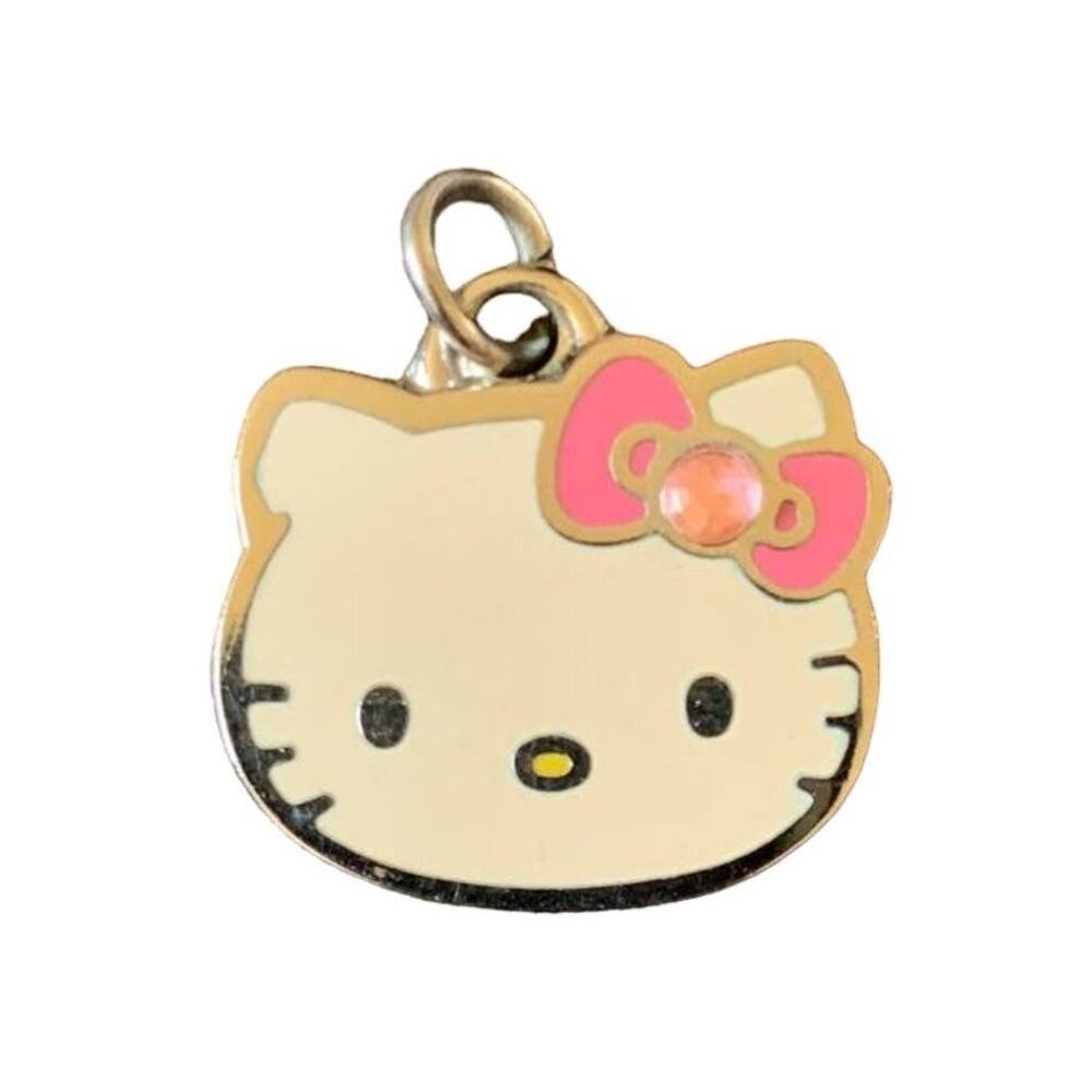 Hello‎  Kitty Charm